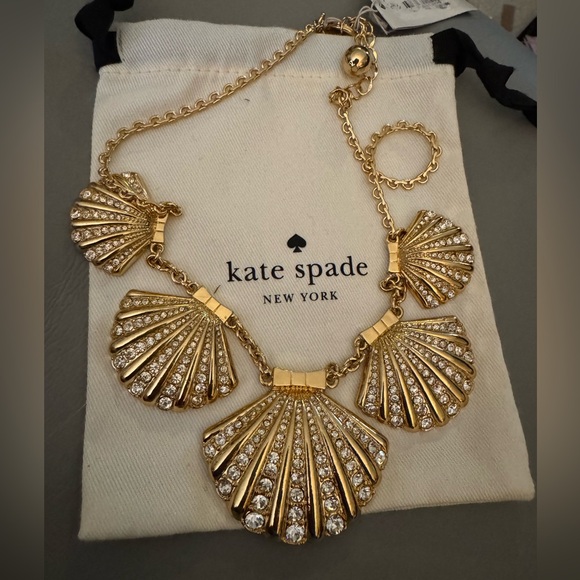 Kate Spade Shore Thing Shell Statement Necklace - Picture 7 of 7